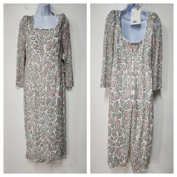 MAC DUGGAL FOLIAGE EMBELLISHED MIDI SHEATH DRESS. Size 8. $538 - Picture 4 of 8